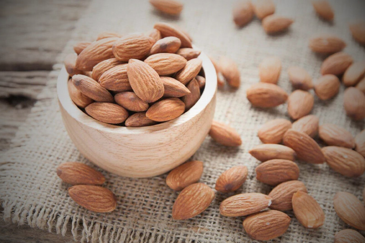 kacang almond dan stres oksidasi